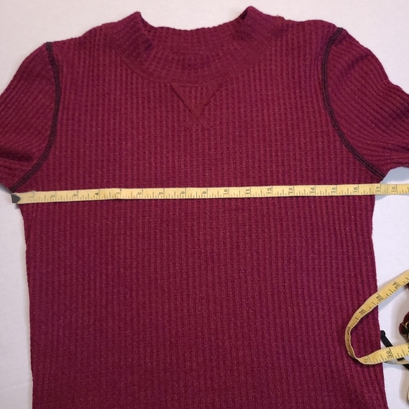 Free People Mountaineer Lace Up Statement Sleeve Thermal Sweater Burgundy SM - Picture 8 of 9